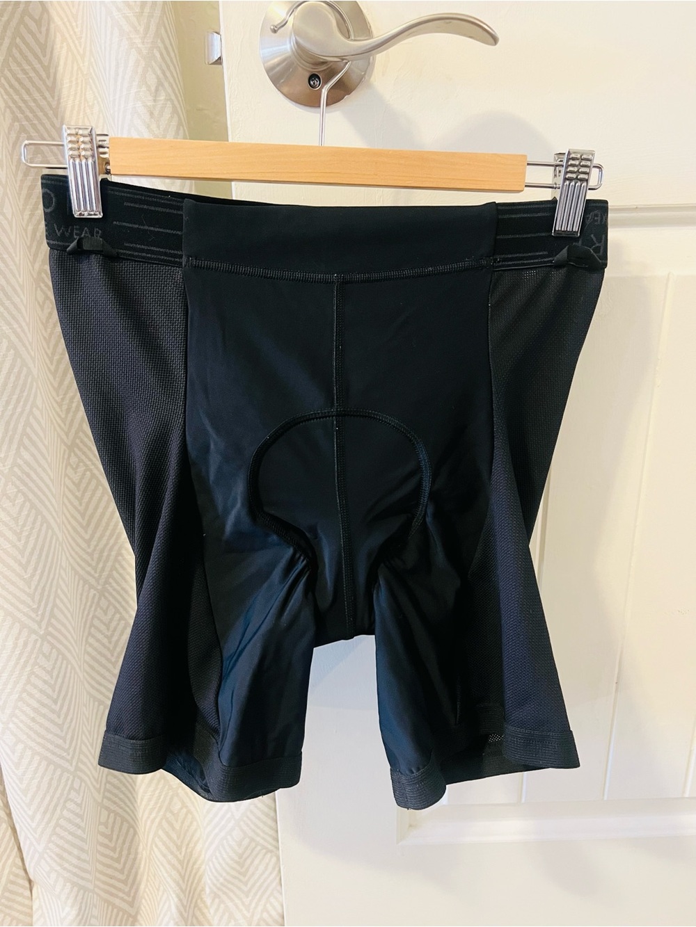 Black Padded Cycling Shorts - Gore Bike Wear Womens Size Large